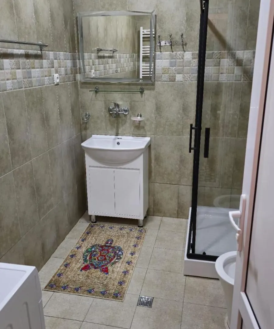 Lovely Apartment In Heart Of Tbilisi For 5 Persons جورجيا